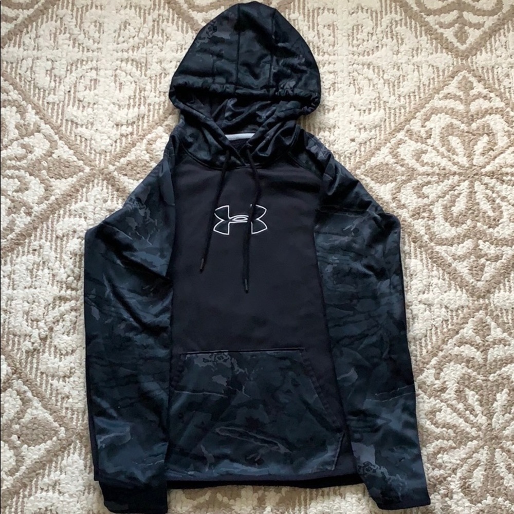 Boys Large Fleece Lined Under Armour Sweatshirt